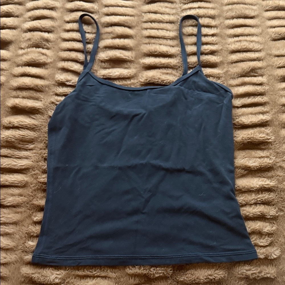 Aritzia top black